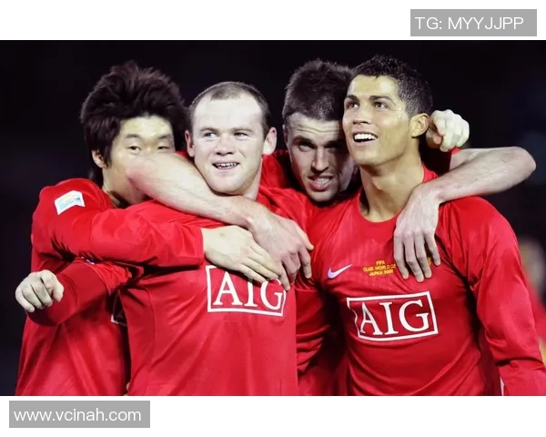 74足球球星：回顾传奇球员成长轨迹与辉煌成就的全景分析