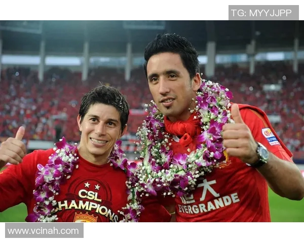 中国老一代足球球星回顾与贡献分析:从传奇球员到时代印记 中国老一代足球球星回顾与贡献分析:从传奇球员到时代印记