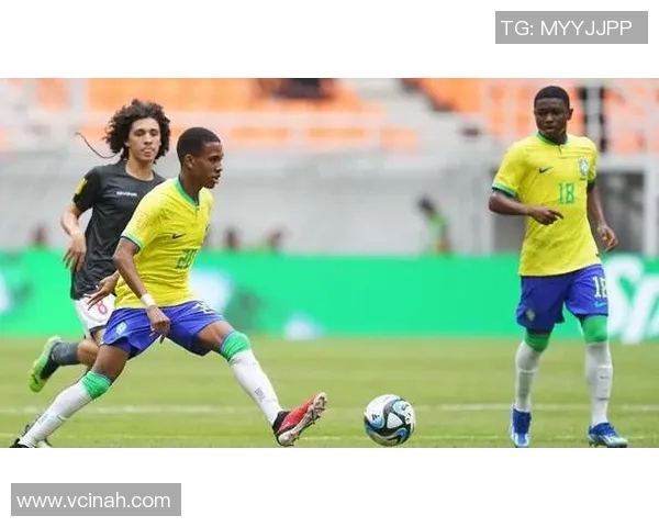 足球天才佳伟崭露头角助力球队迎来历史性胜利 足球天才佳伟崭露头角助力球队迎来历史性胜利